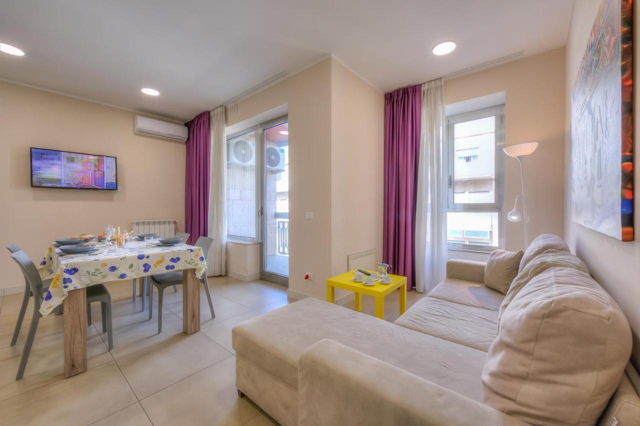 קטאניה Palazzo Dei Delfini Apartments - Happy Rentals מראה חיצוני תמונה